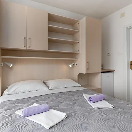 Frühstückspension Ivona Baška Voda