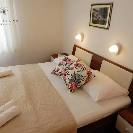 Ivona Bed & Breakfast Baska Voda
